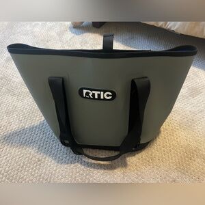 RTIC Gray and Black Beach Leak Proof Bag